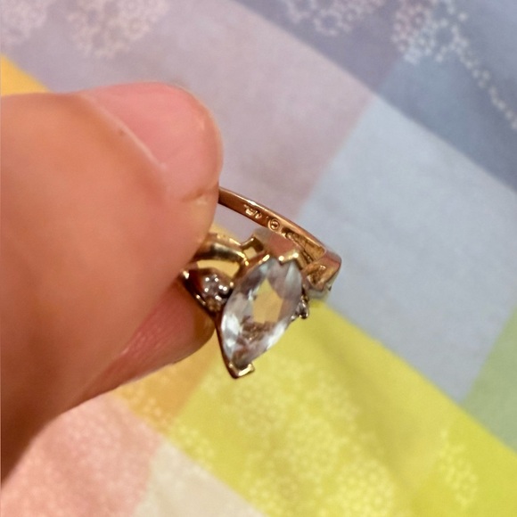 14K Solid Gold Ring, 10kt Aquamarine Stone, two small diamonds, vintage - Picture 6 of 6